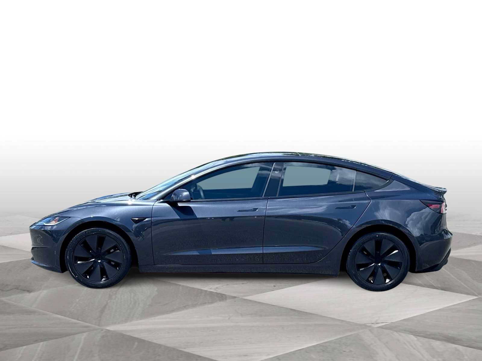 Used 2024 Tesla Model 3 Standard Range RWD image 5