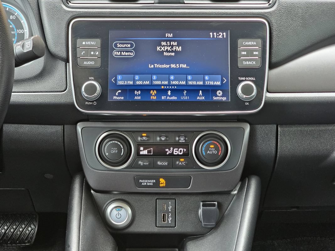 Used 2025 Nissan Leaf S FWD image 21