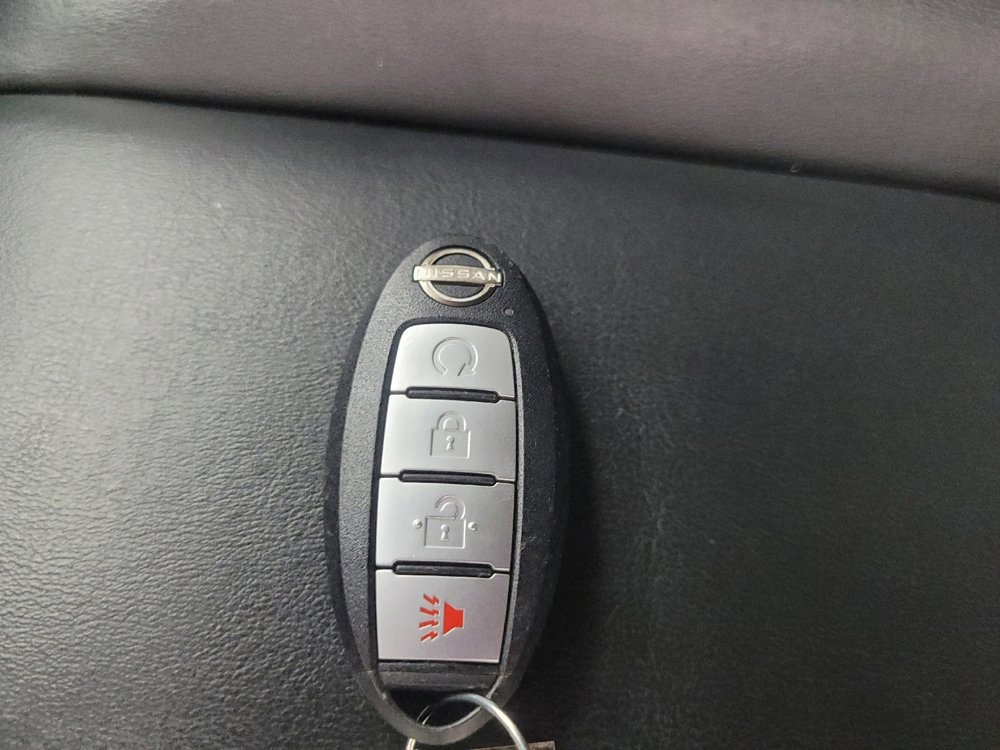Used 2023 Nissan Murano SV image 32