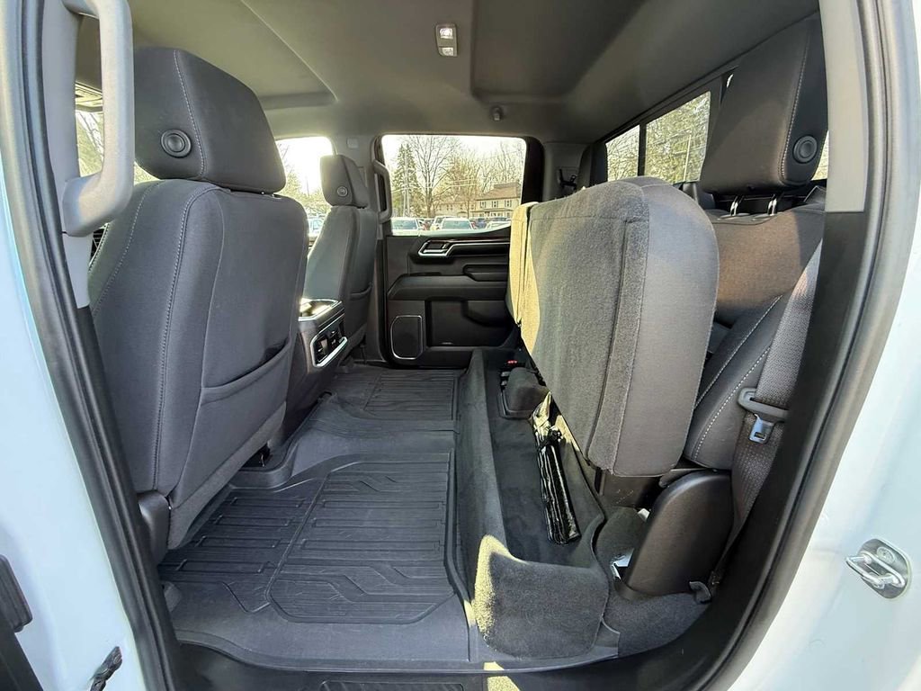 Used 2024 GMC Sierra 1500 Elevation w/ Preferred Package image 23