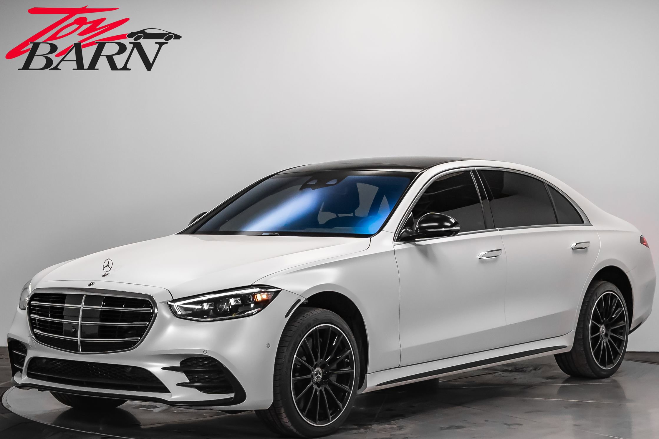 Used 2022 Mercedes-Benz S 580 4MATIC Sedan image 1