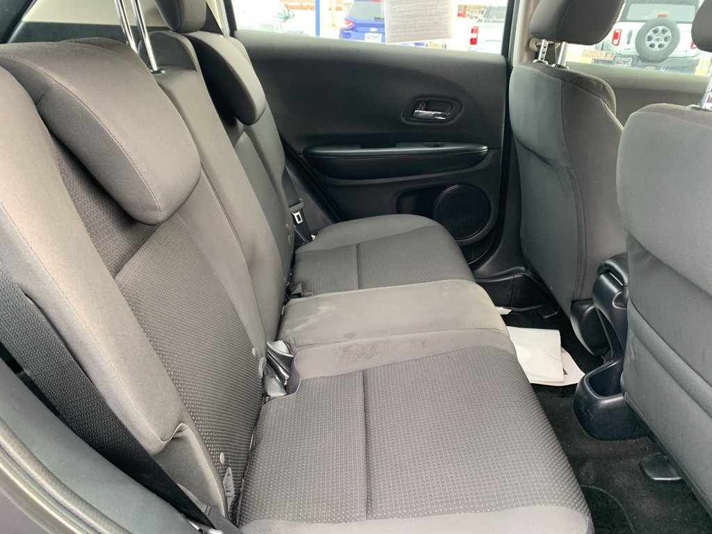 Used 2019 Honda HR-V LX image 15