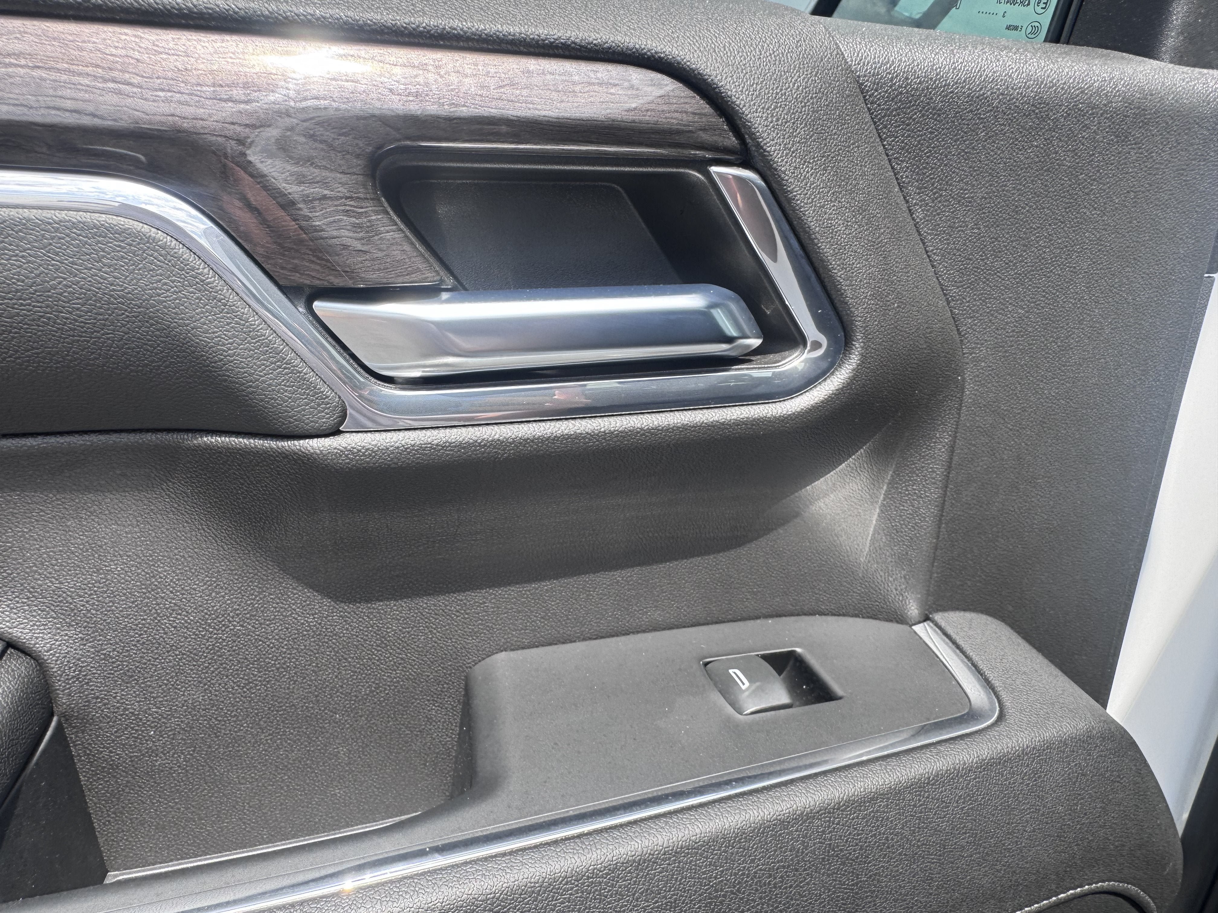 Used 2024 Chevrolet Silverado 1500 LTZ w/ LTZ Convenience Package II AWD/4WD image 12