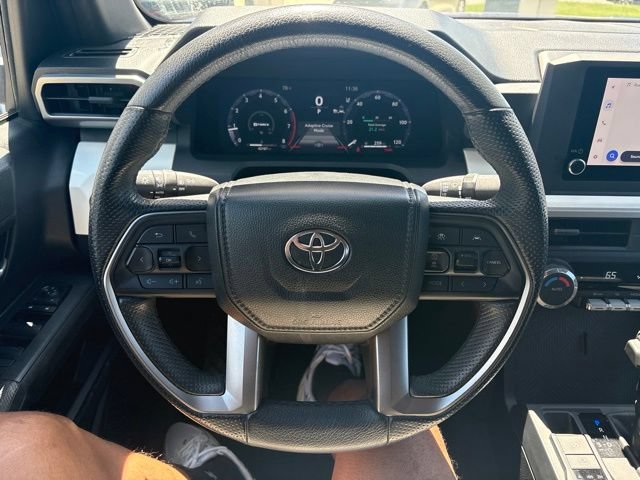 Used 2024 Toyota Tacoma TRD Off-Road AWD/4WD image 15