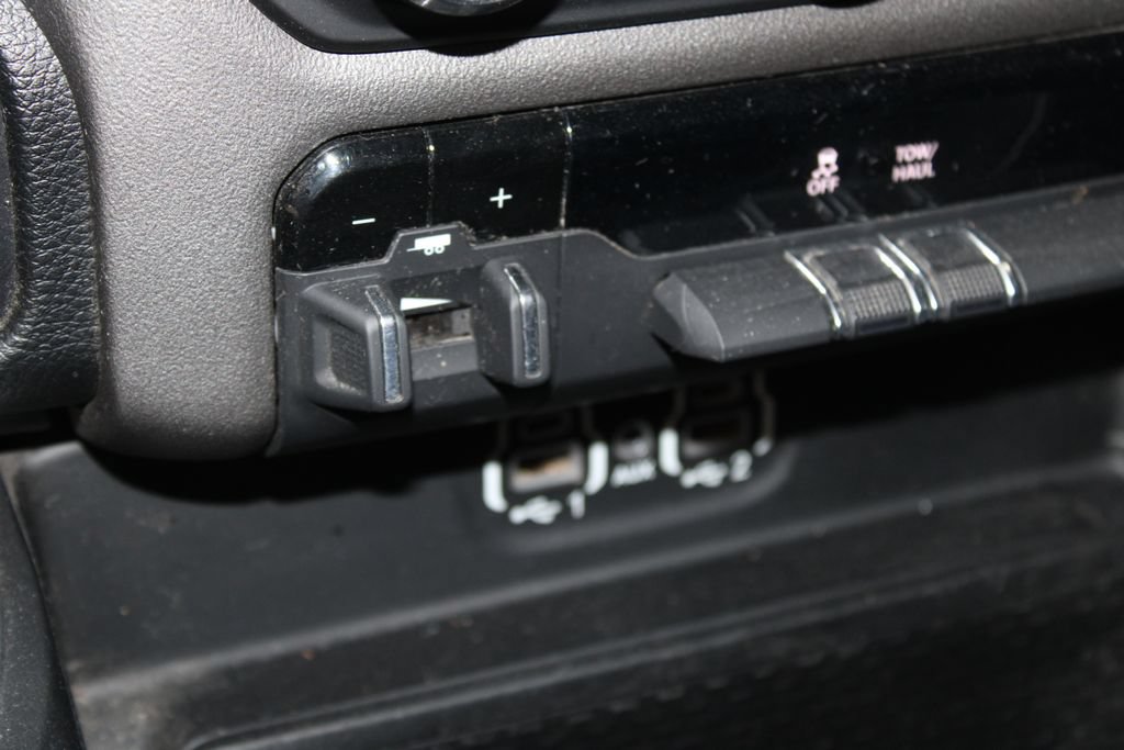 Used 2020 RAM 1500 Big Horn AWD/4WD image 29