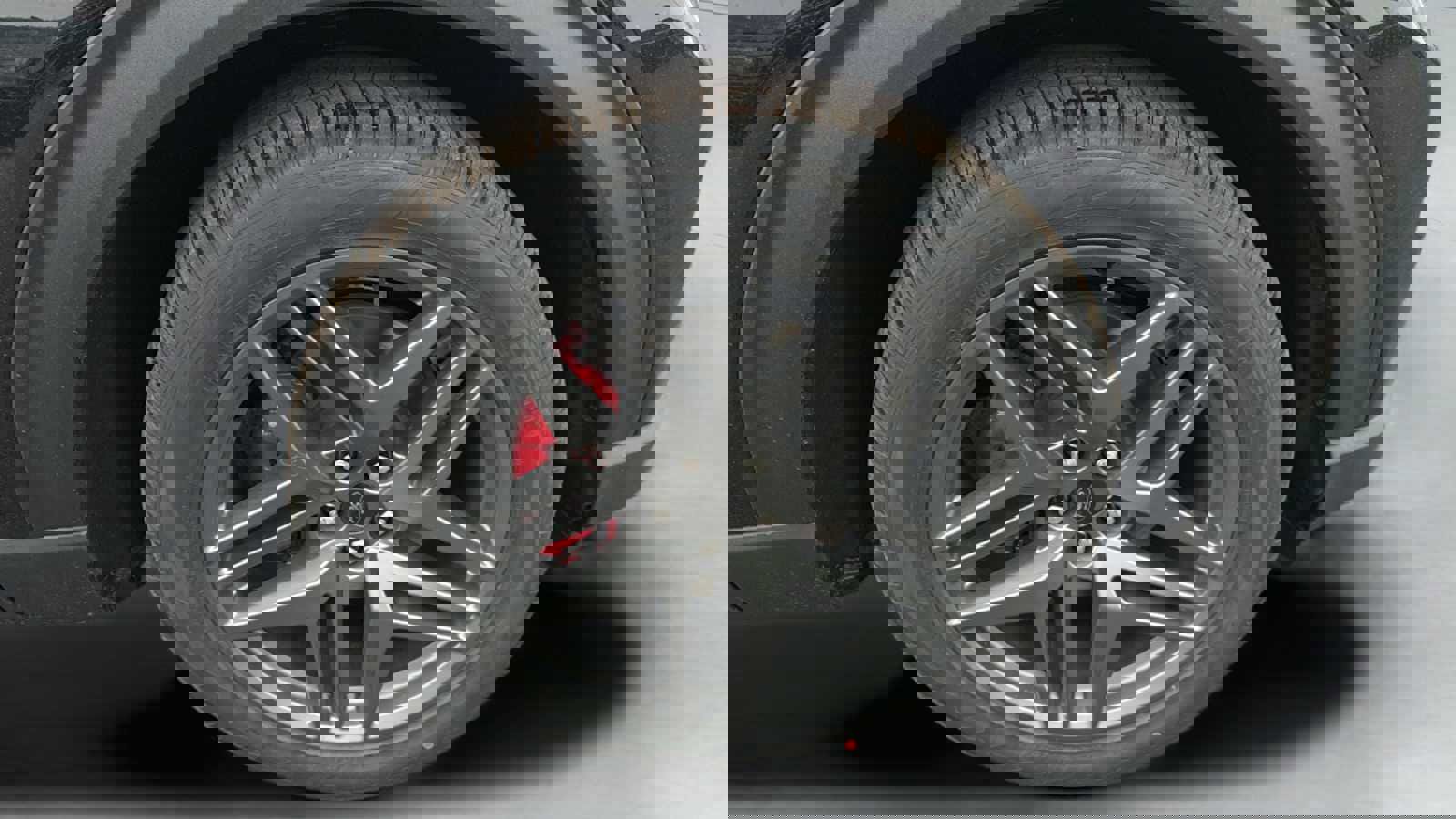 New 2026 Ford Explorer ST w/ Sun And Sound Package image 38