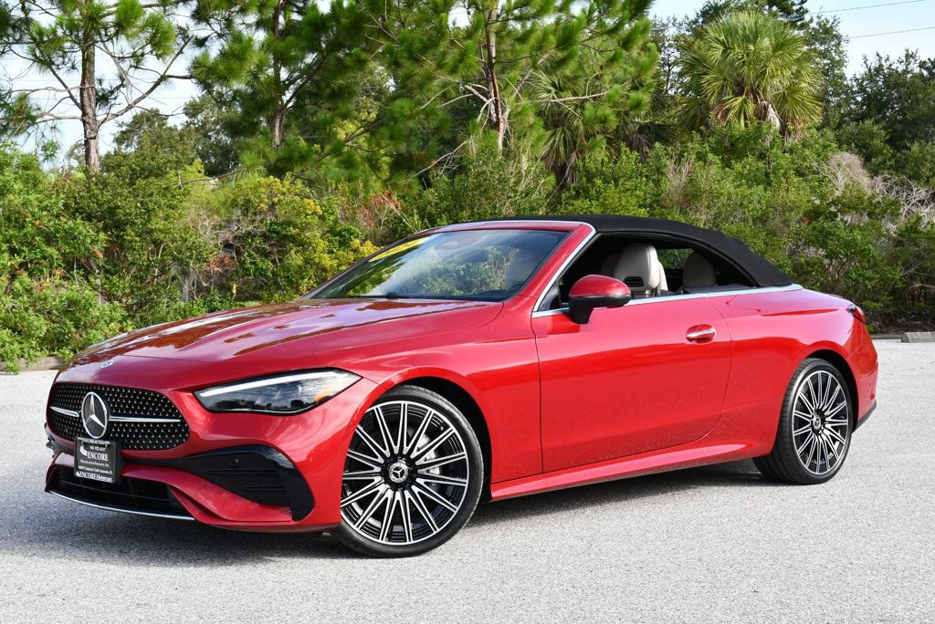 Used 2024 Mercedes-Benz CLE 300 4MATIC Cabriolet image 27