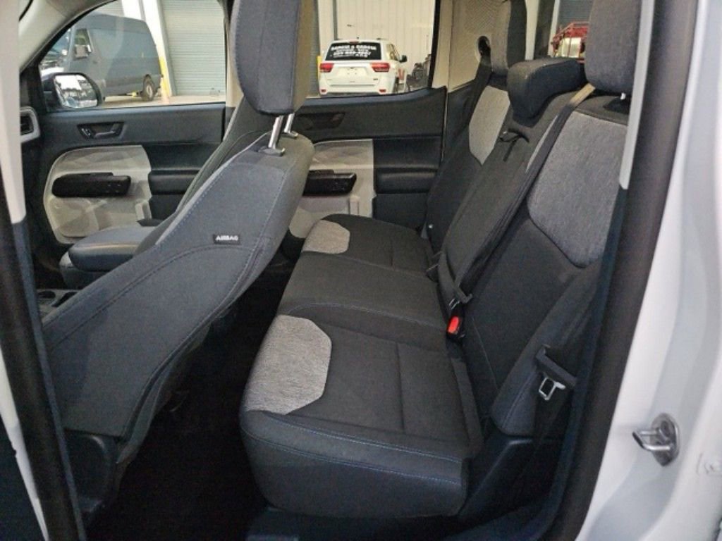 Used 2025 Ford Maverick XLT w/ XLT Luxury Package AWD/4WD image 13