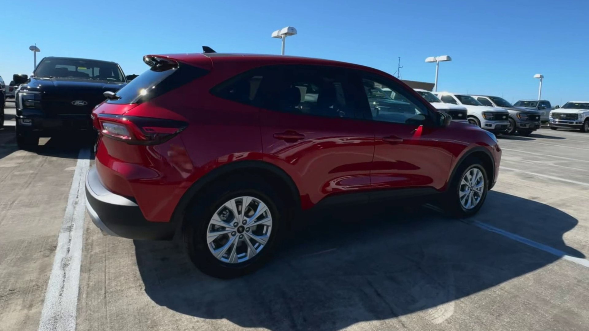 New 2026 Ford Escape Active w/ Cold Weather Package FWD image 33