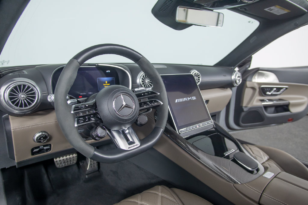 Used 2022 Mercedes-Benz SL 63 AMG 4MATIC image 5