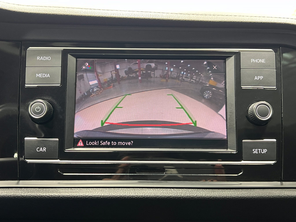 Used 2019 Volkswagen Jetta SE FWD image 11