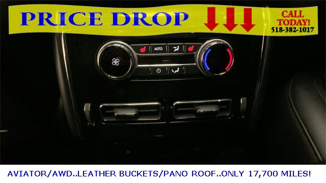 Used 2023 Lincoln Aviator AWD w/ Premium Package image 27