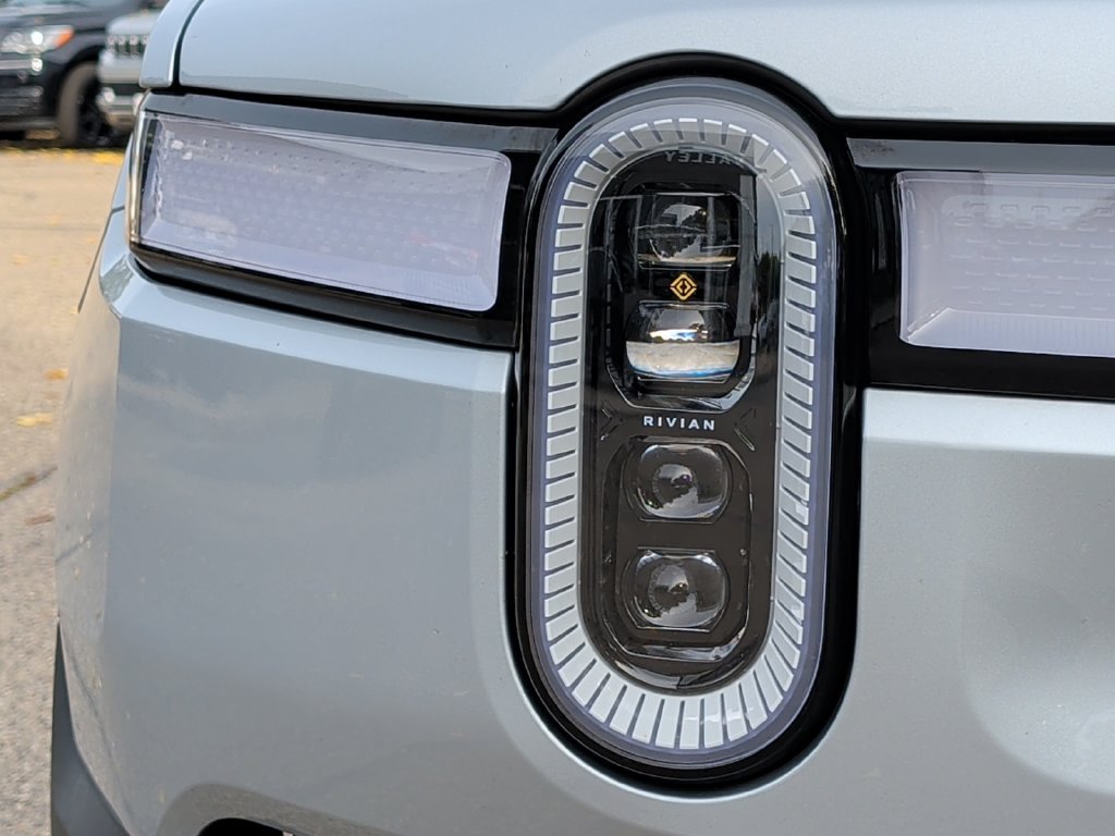 Used 2024 Rivian R1S Adventure Quad AWD/4WD image 42
