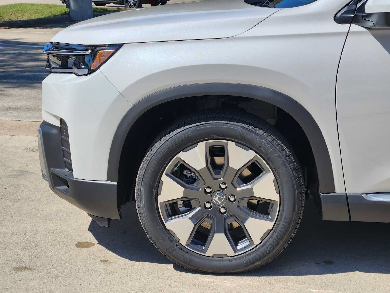 New 2026 Honda Pilot Elite image 6