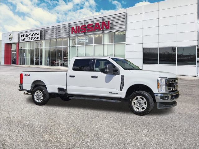 Used 2025 Ford F350 XLT image 3