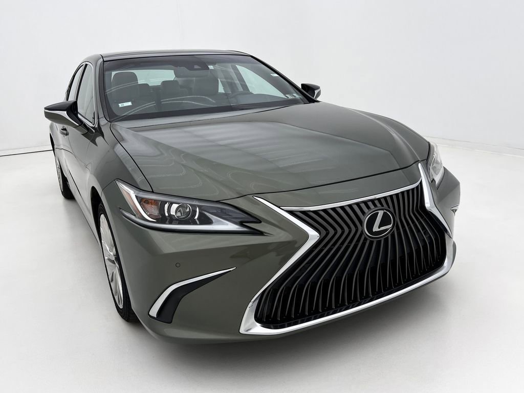 Used 2019 Lexus ES 350 w/ Accessory Package FWD image 3