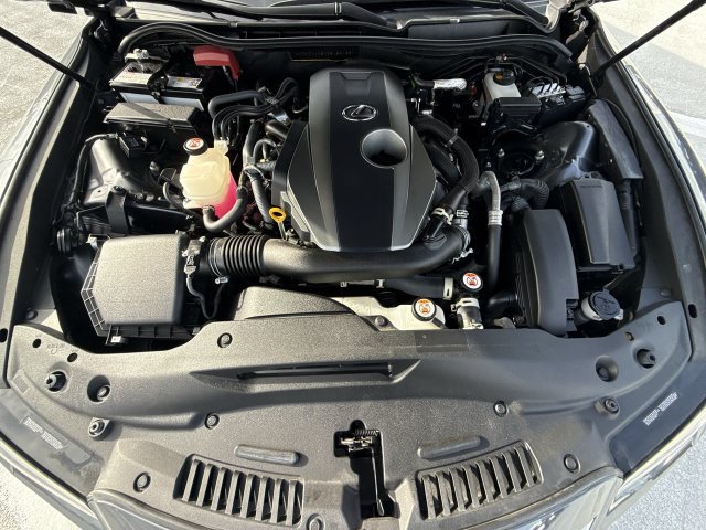 Certified 2023 Lexus IS 300 w/ Comfort Package RWD image 27