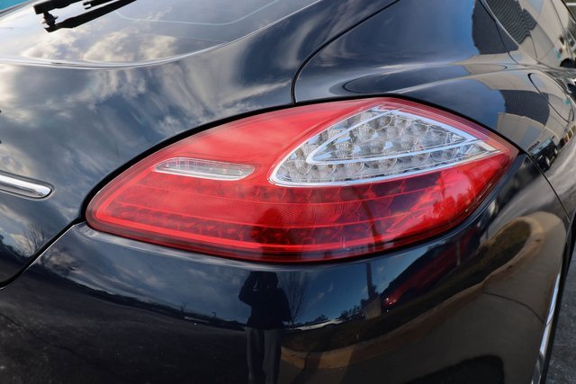 Used 2012 Porsche Panamera 4 image 20