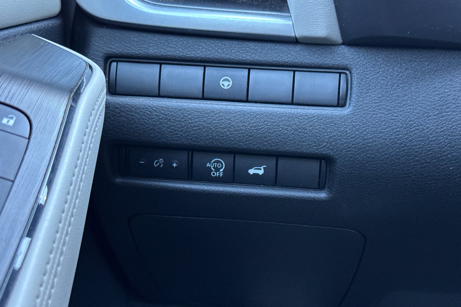 Certified 2024 Nissan Rogue SV w/ SV Premium Package FWD image 42