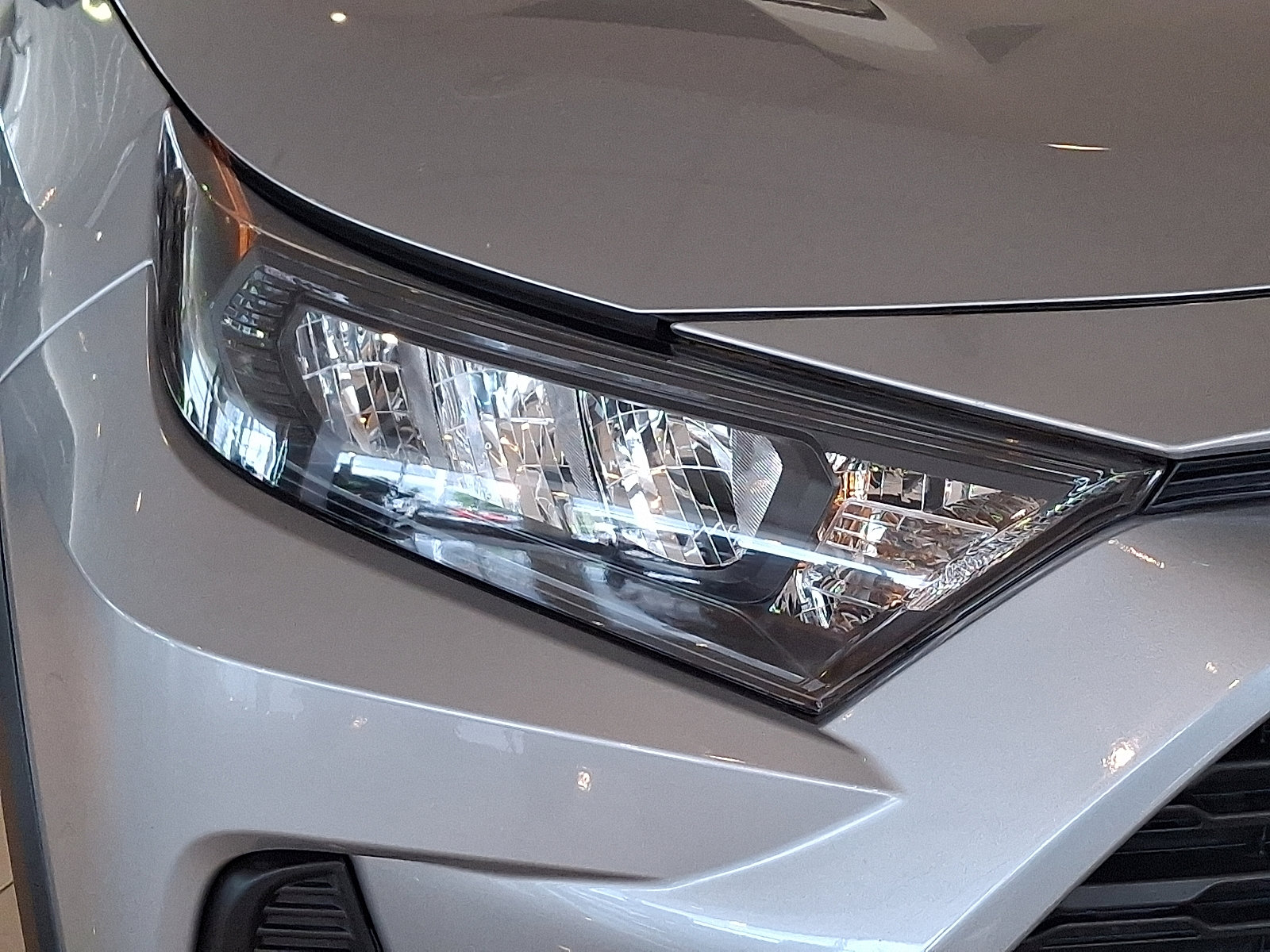 Certified 2022 Toyota RAV4 LE image 10