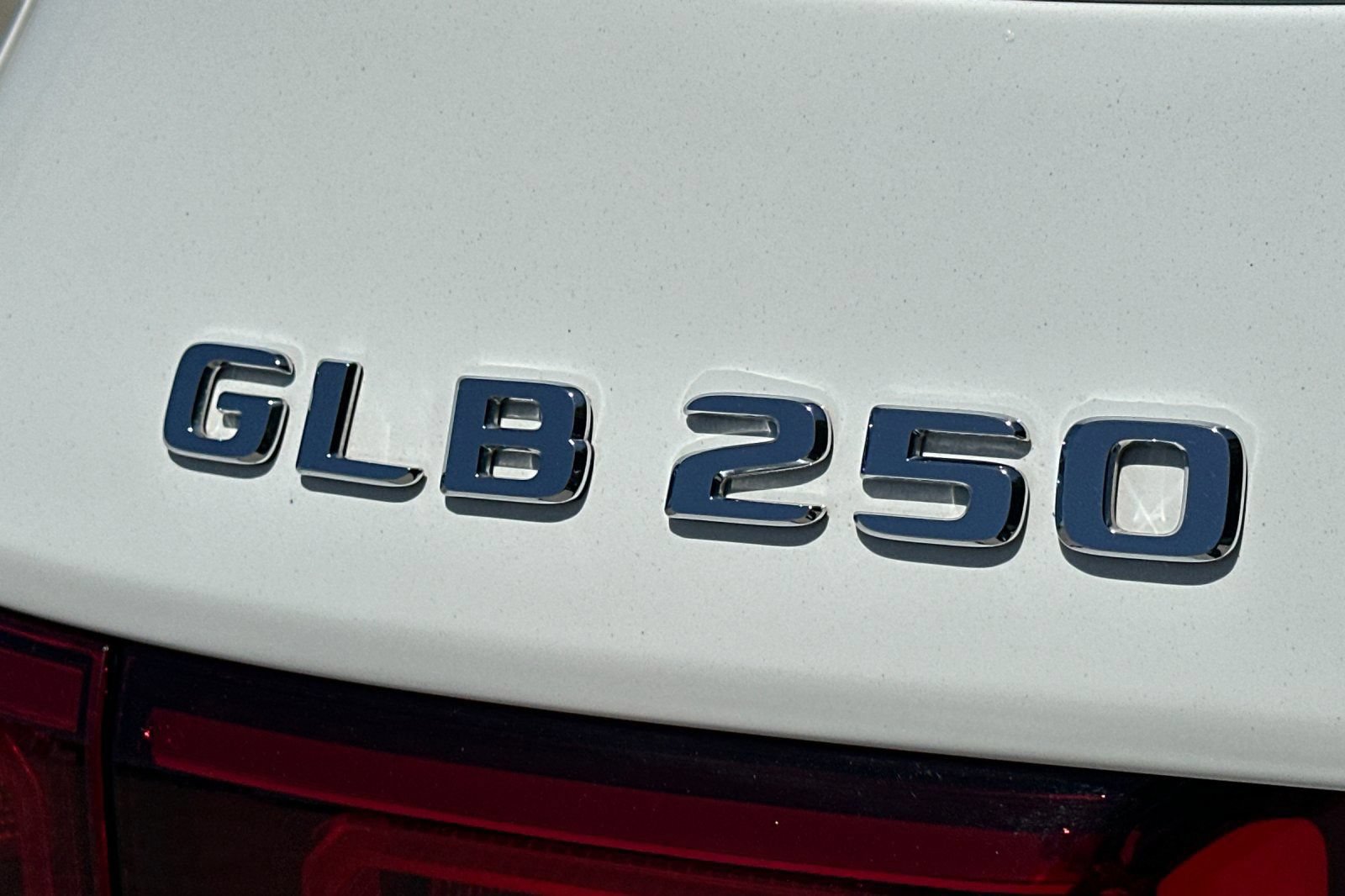 Certified 2023 Mercedes-Benz GLB 250 4MATIC image 38