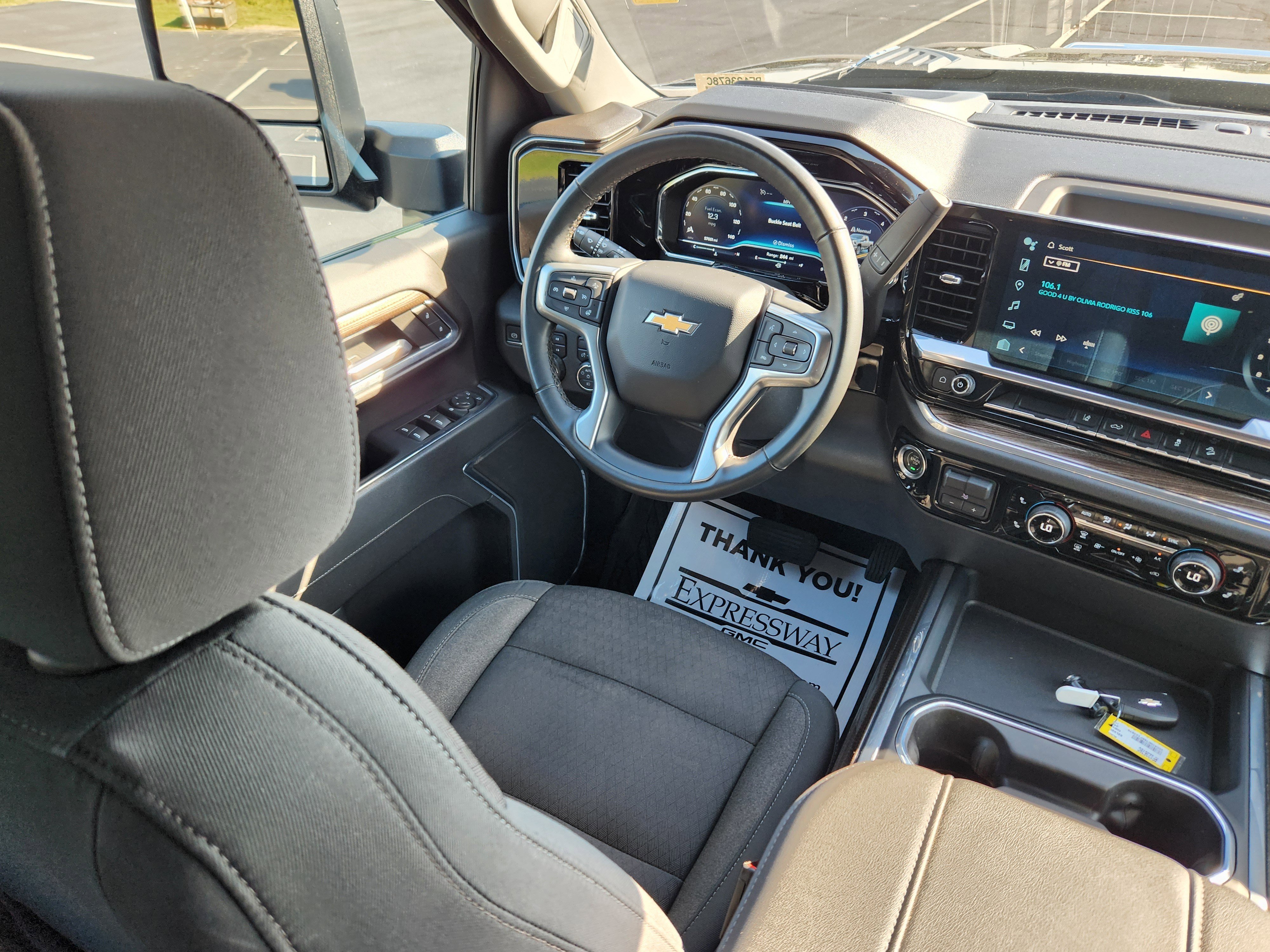 Used 2024 Chevrolet Silverado 2500 LT image 15