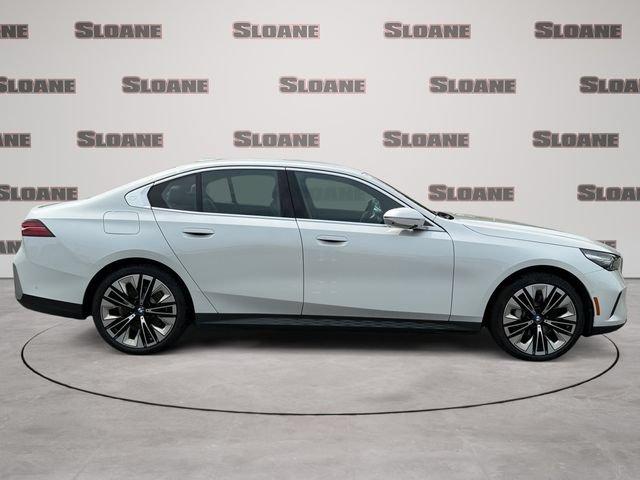 Used 2026 BMW 530i xDrive AWD/4WD image 6