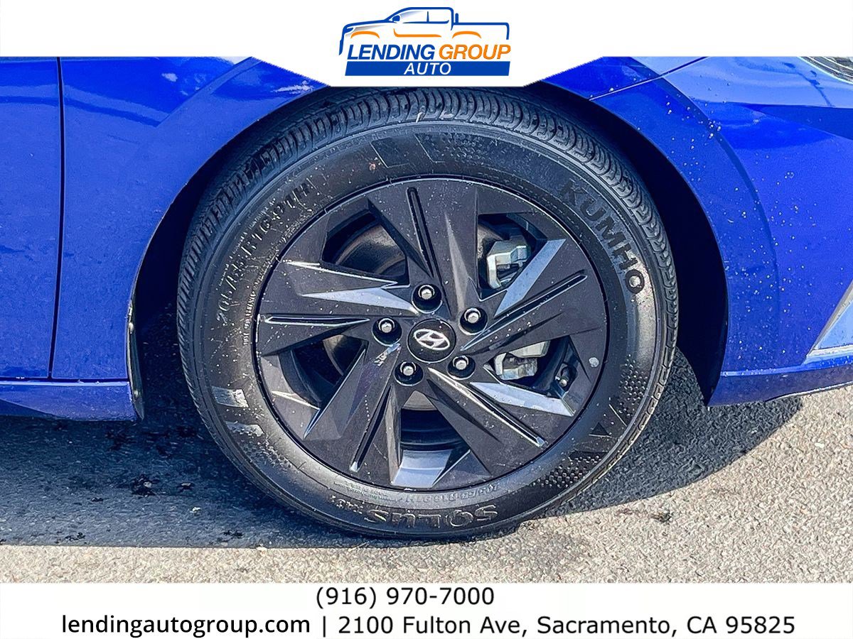 Used 2022 Hyundai Elantra SEL image 9