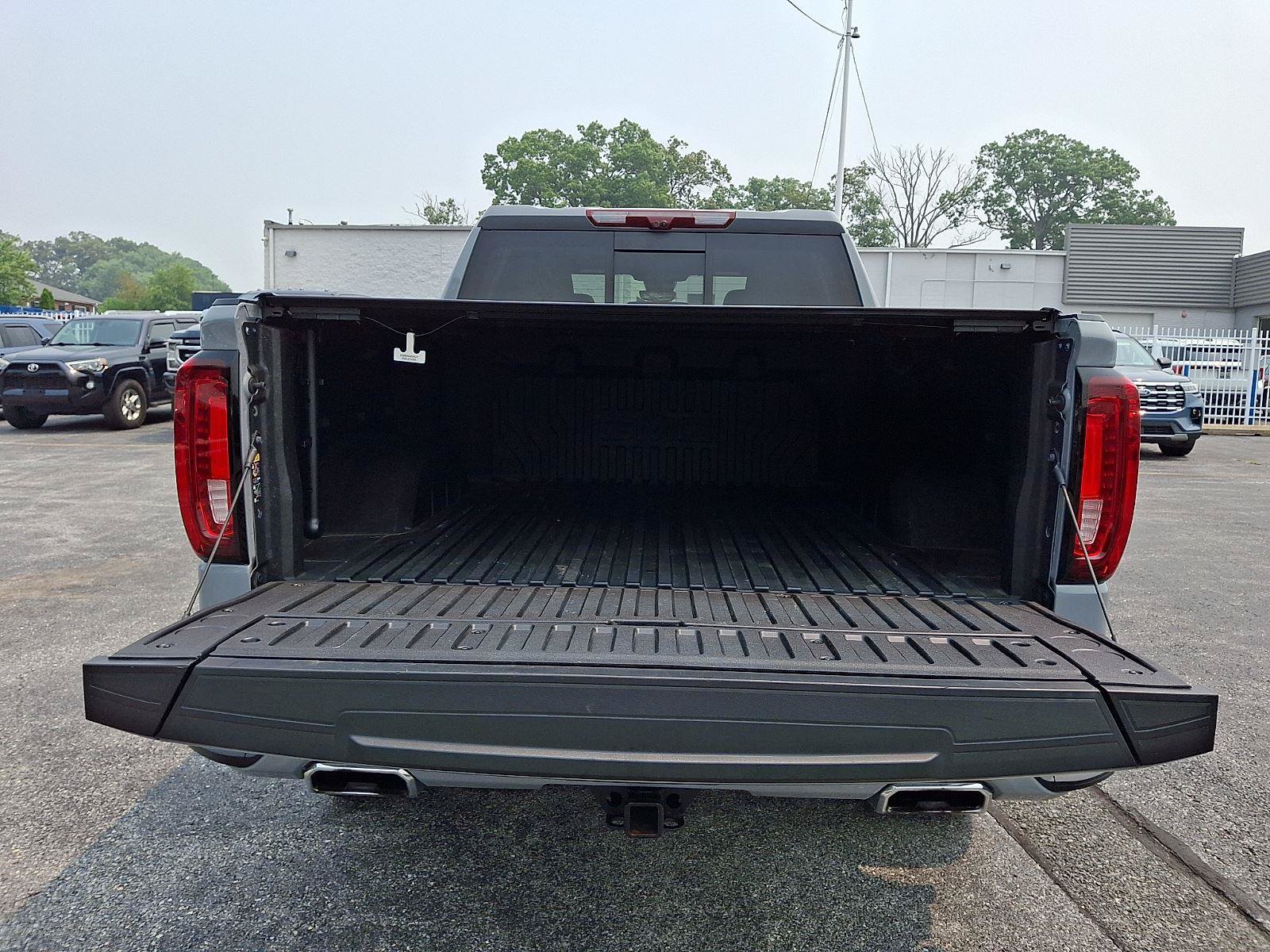 Used 2024 GMC Sierra 1500 AT4 w/ Technology Package AWD/4WD image 29