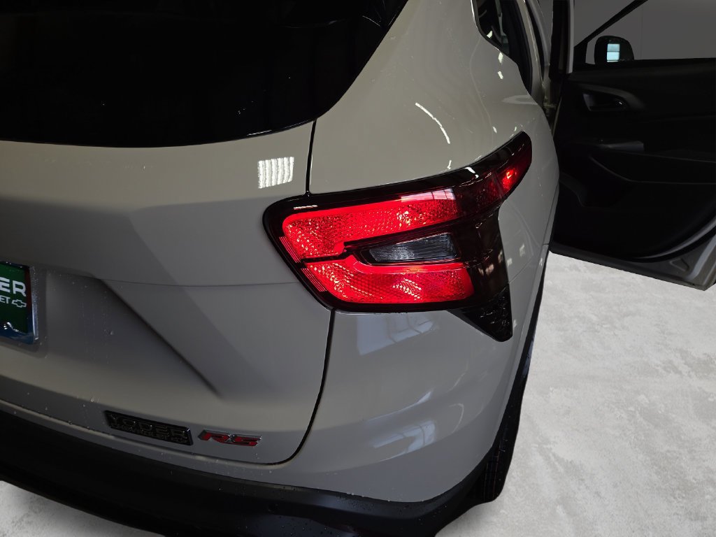 New 2026 Chevrolet Trax RS w/ Driver Confidence Package FWD image 49