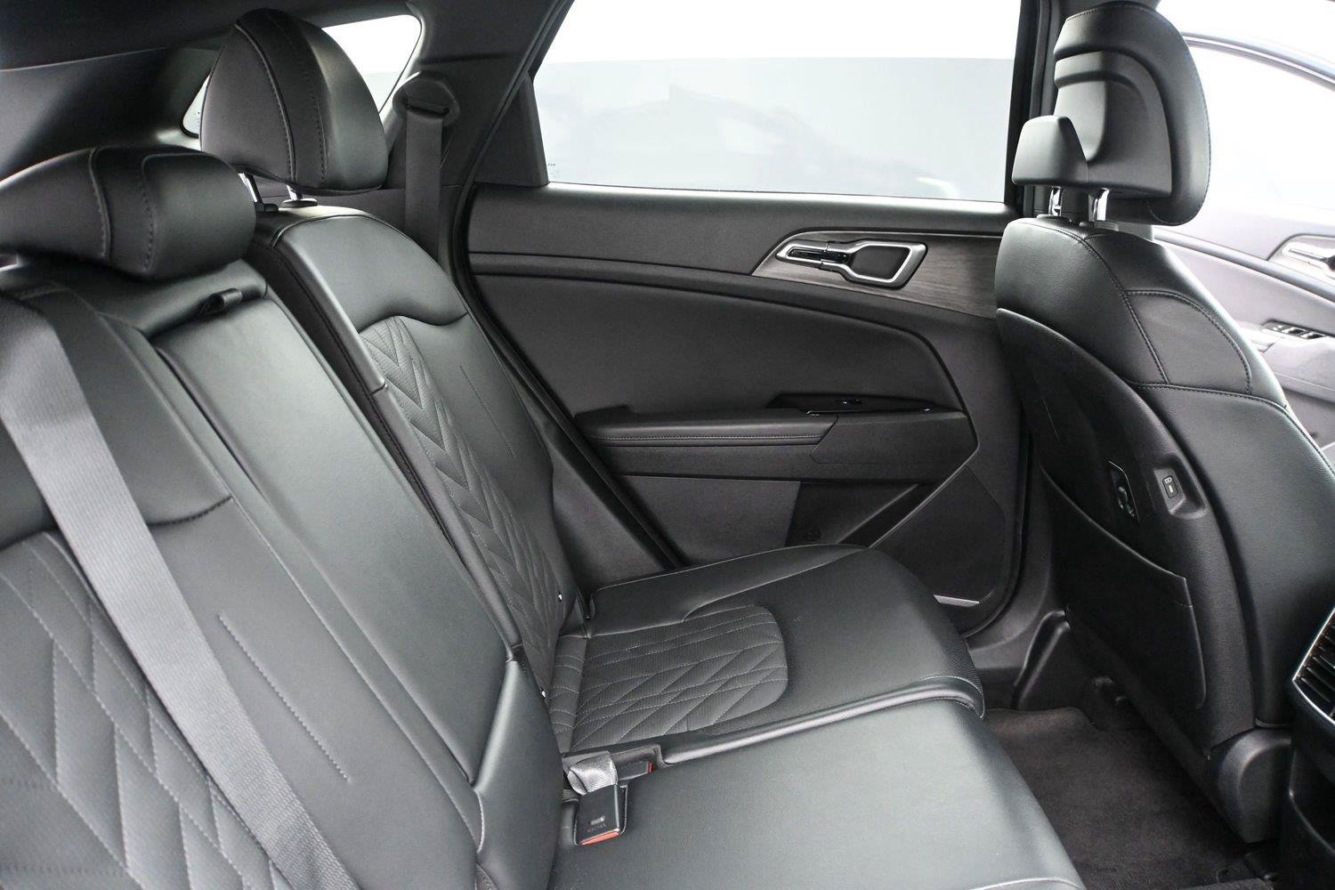 Used 2024 Kia Sportage X-Line w/ X-Line Premium Package AWD/4WD image 18