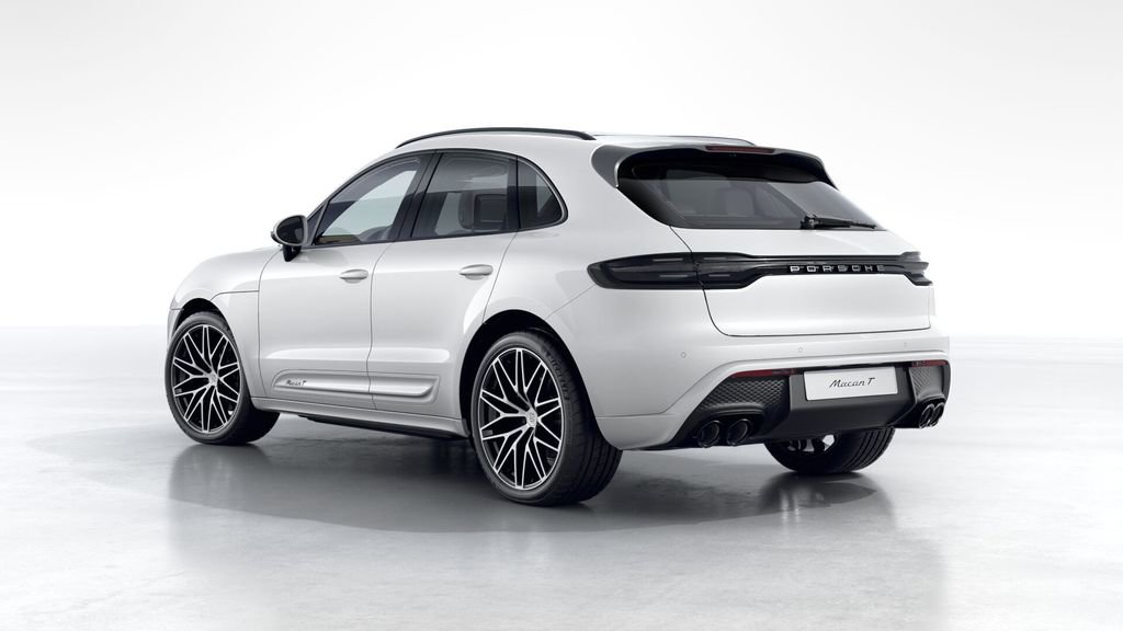 Certified 2024 Porsche Macan Turbo AWD/4WD image 9