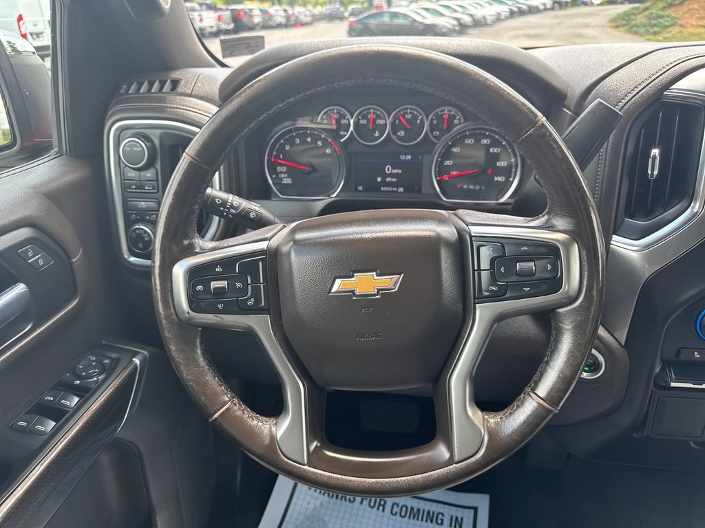 Used 2022 Chevrolet Silverado 1500 LT AWD/4WD image 15