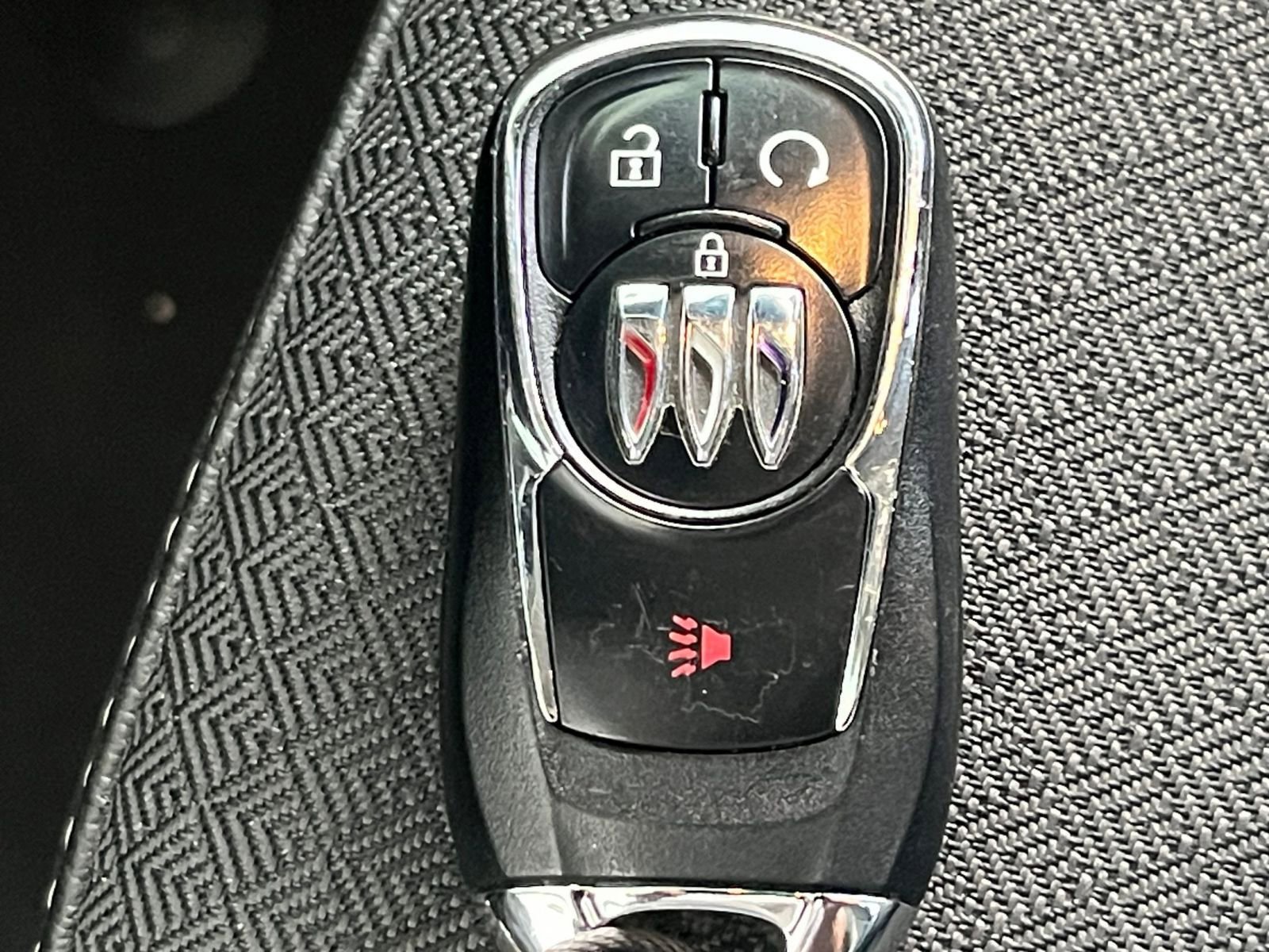 Used 2025 Buick Encore GX Preferred image 24