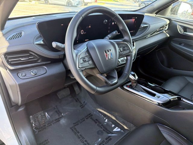 Used 2025 Buick Envista Sport Touring FWD image 17