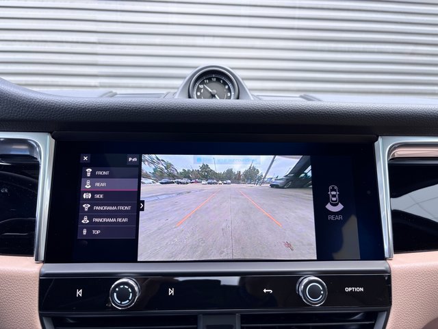 Certified 2026 Porsche Macan AWD/4WD image 20