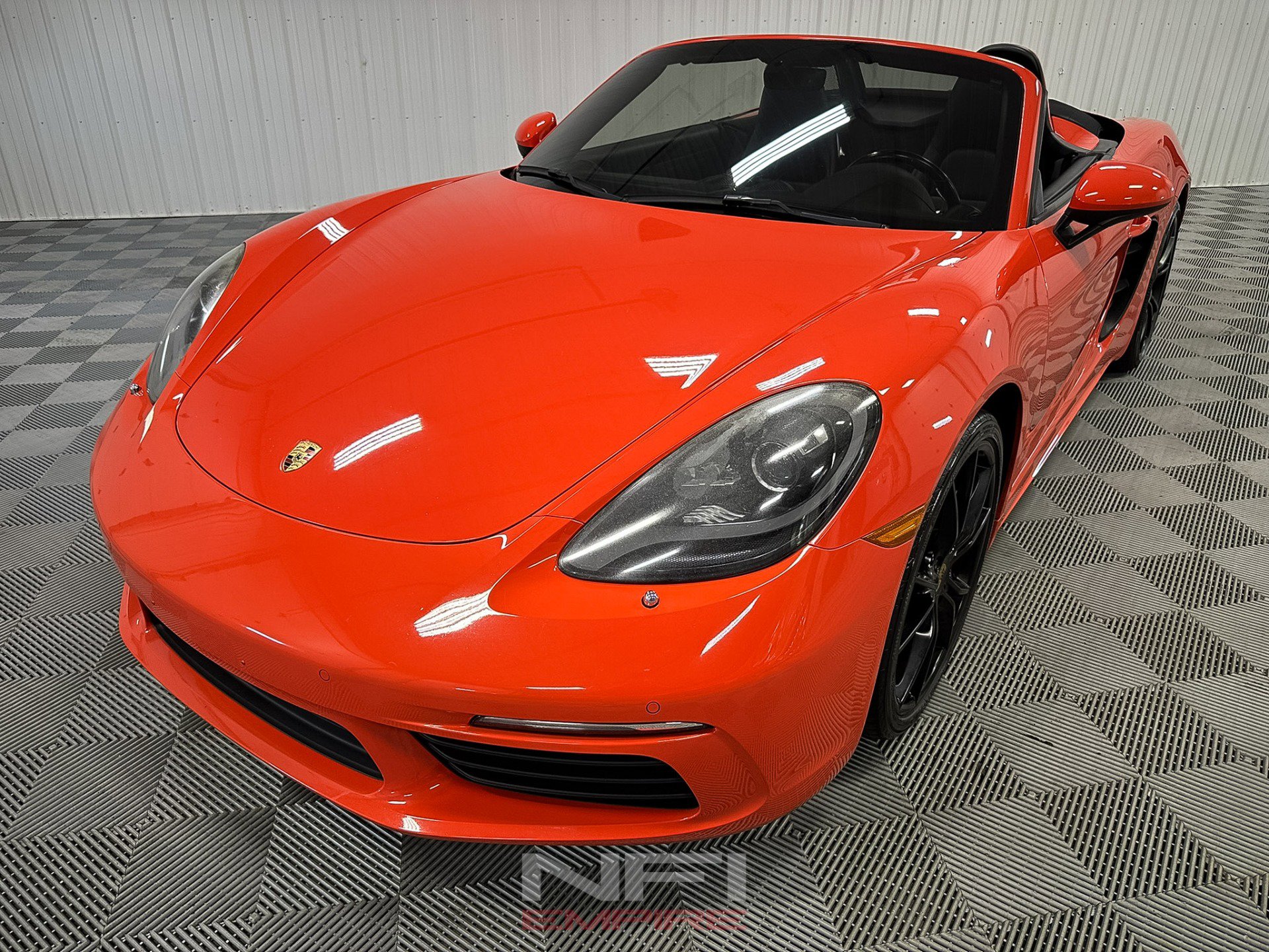 Used 2017 Porsche 718 Boxster Roadster 2D image 5