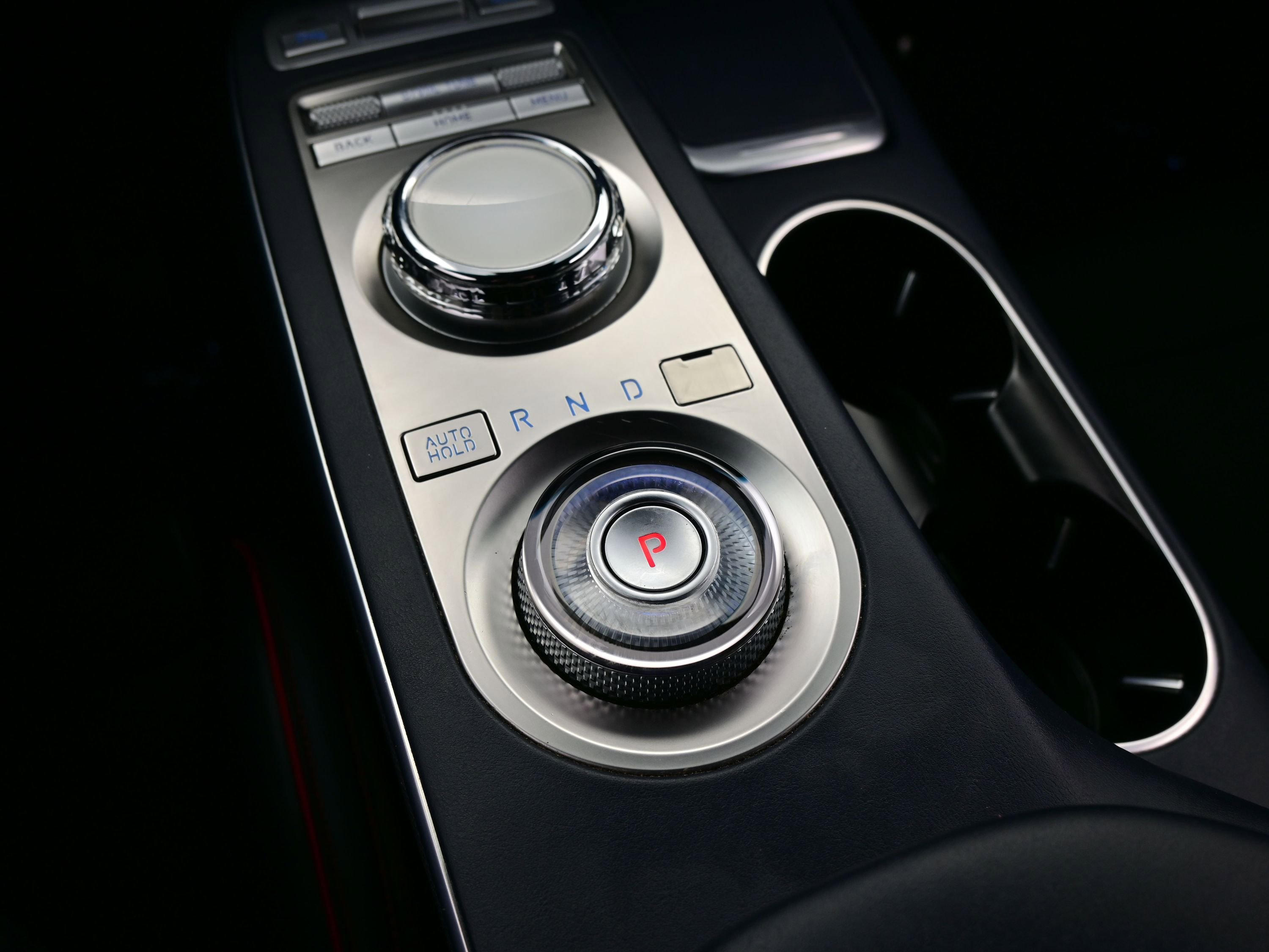 Certified 2022 Genesis GV70 3.5T Sport image 24