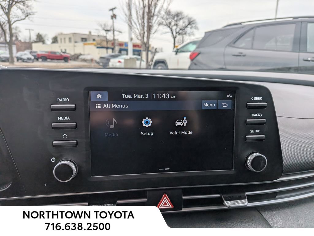 Used 2023 Hyundai Elantra SEL FWD image 23