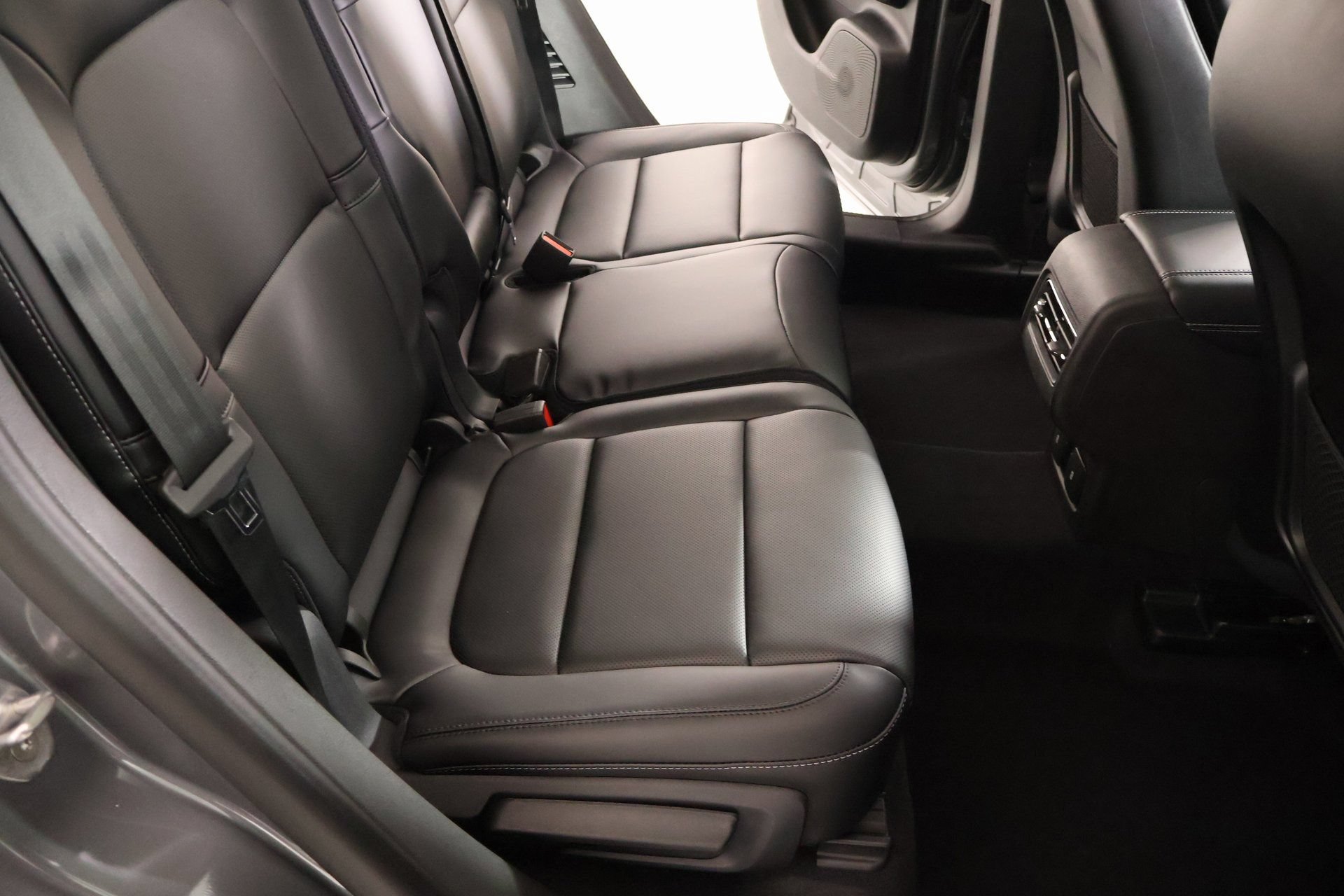New 2026 Lincoln Corsair Premiere AWD/4WD image 15