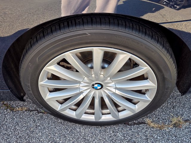 Used 2020 BMW 740i xDrive AWD/4WD image 7