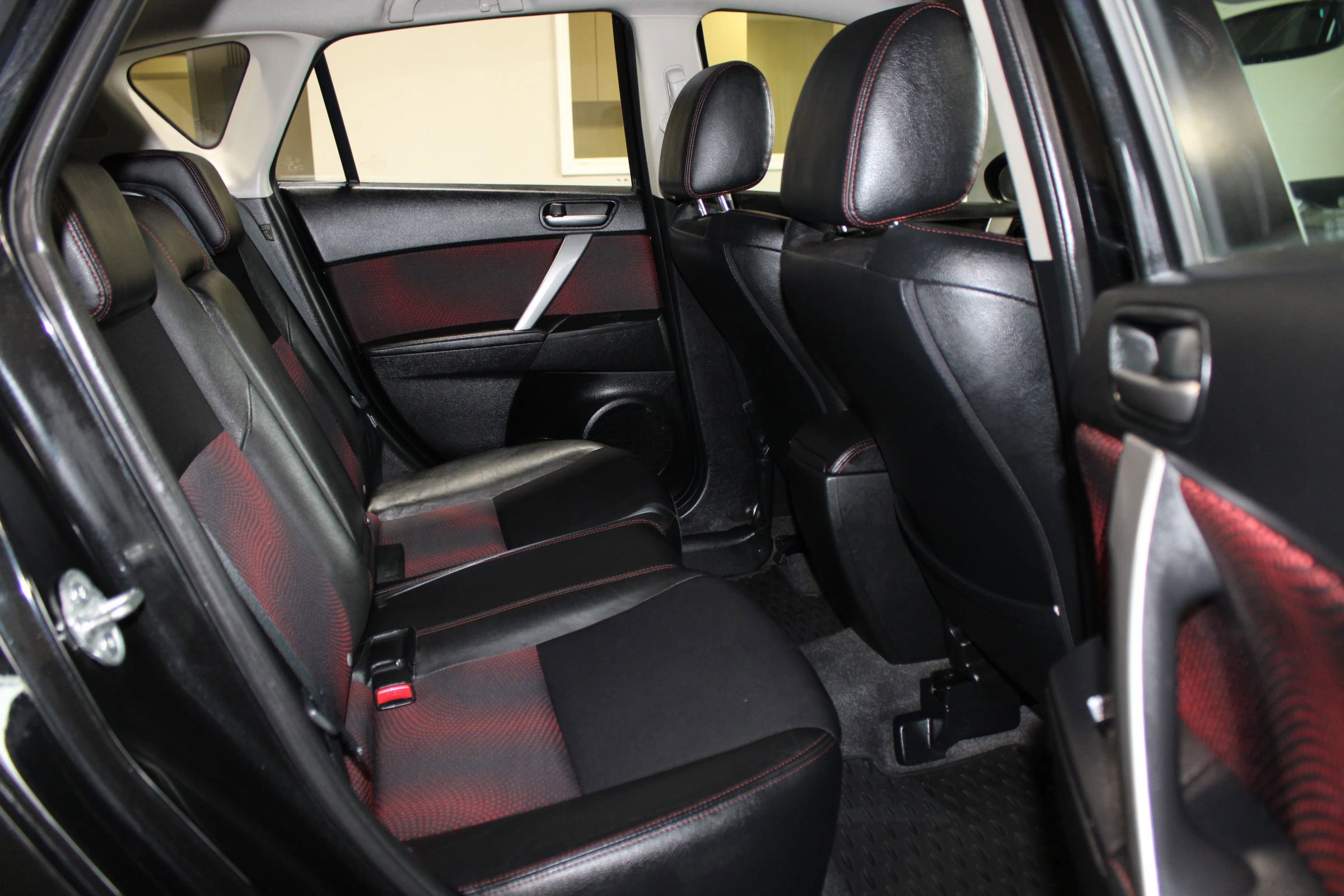 Used 2010 MAZDA MAZDASPEED3 Sport w/ Mazdaspeed Tech Pkg FWD image 28