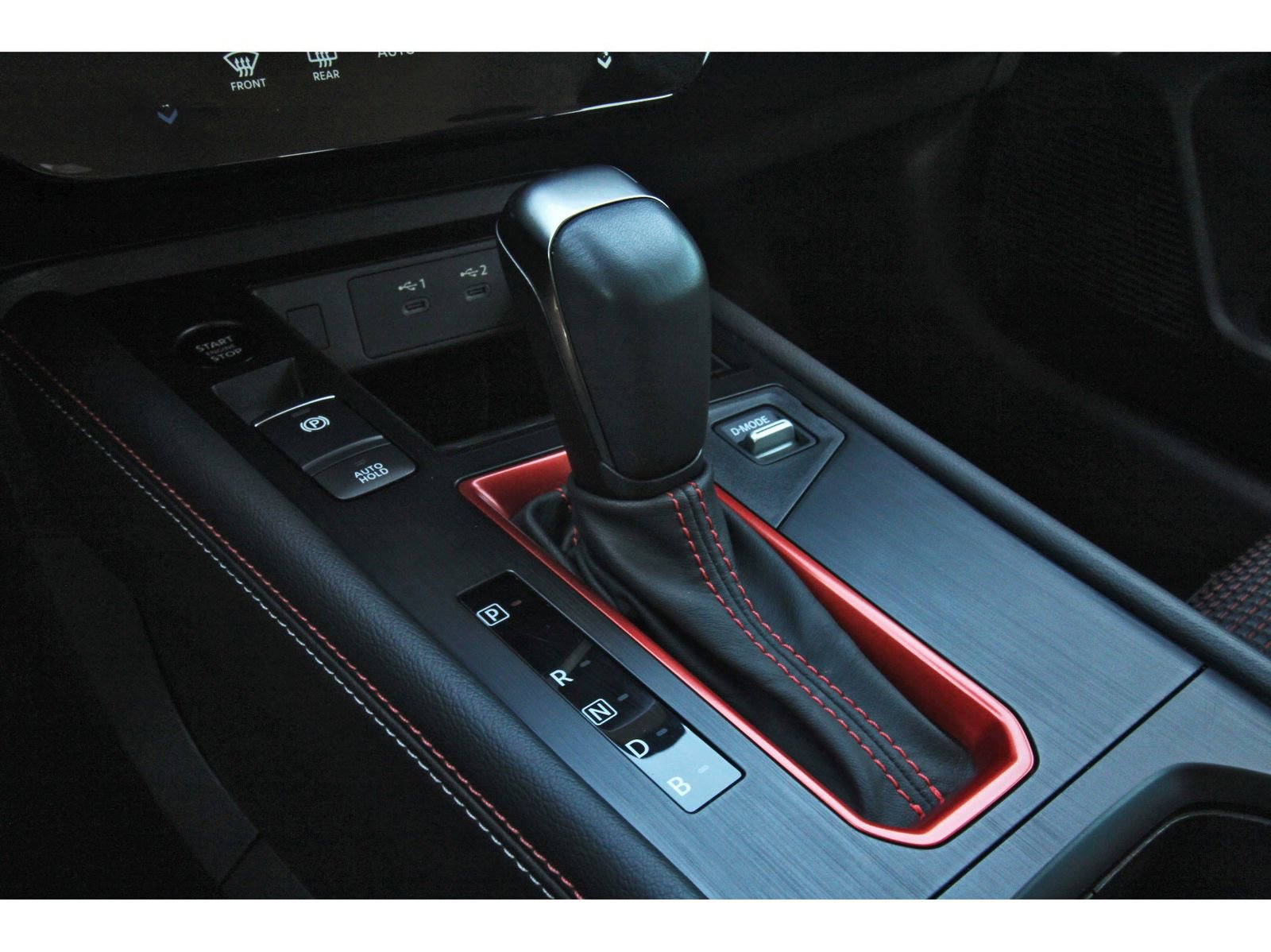 Certified 2025 Nissan Kicks SR FWD image 27