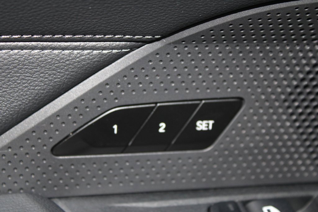 Used 2023 BMW M440i xDrive Gran Coupe w/ Premium Package image 9