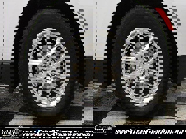 Certified 2023 Chevrolet Equinox LS w/ LS Convenience Package image 3