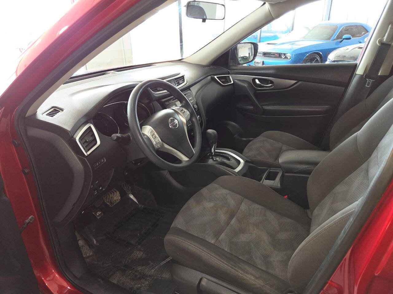 Used 2016 Nissan Rogue S image 15