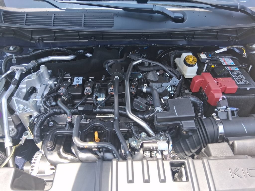 New 2026 Nissan Kicks S FWD image 25