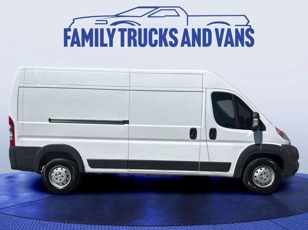 Used 2018 RAM ProMaster 2500 w/ Premium Appearance Group FWD image 6