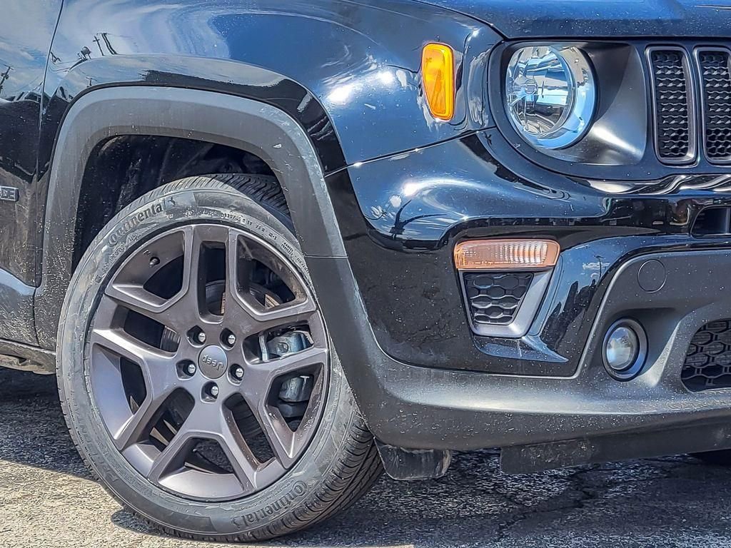 Used 2021 Jeep Renegade Latitude FWD image 4