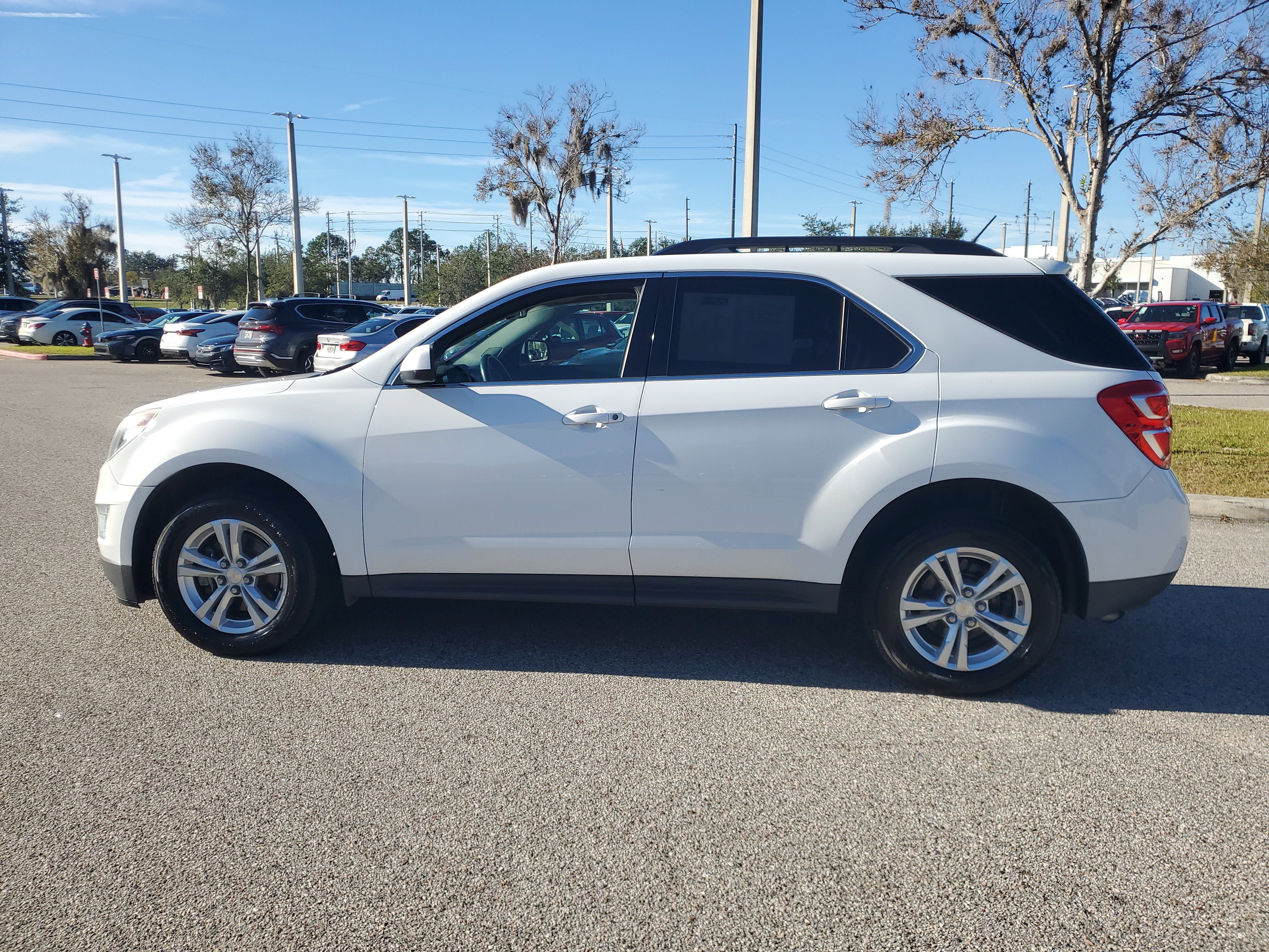 Used 2016 Chevrolet Equinox LT w/ Convenience Package image 9